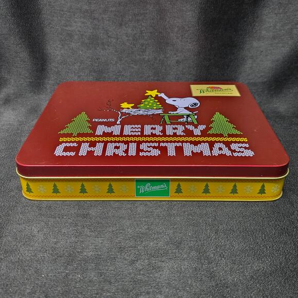 Whitman's Sampler Snoopy Red Merry Christmas Storage Container Peanuts Tin - Picture 4 of 11
